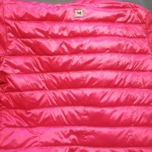 BNWT light puffer jacket size M